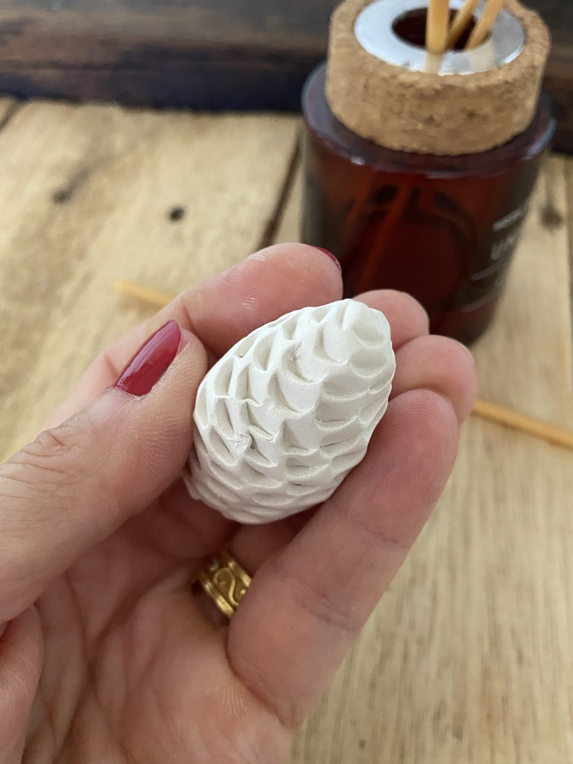 Reed diffuser toppers - pine cone pair - Image 6